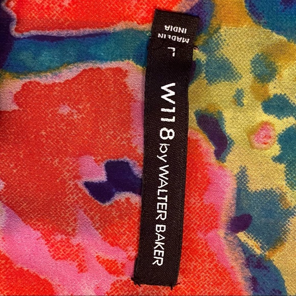 W118 by Walter Baker Floral Button Down Blouse Size Large - Picture 5 of 6